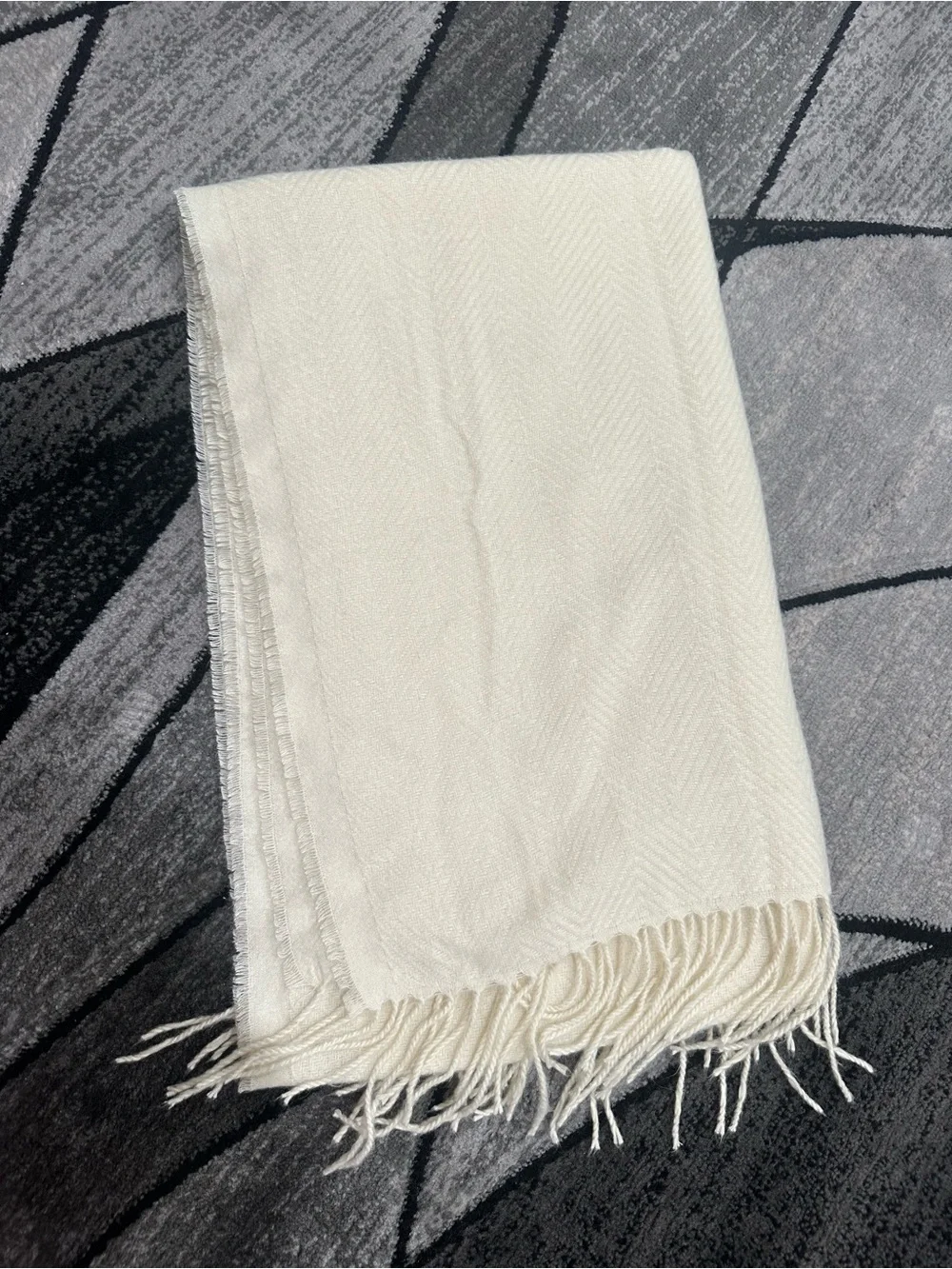 Ivory Fringe Throw scarf